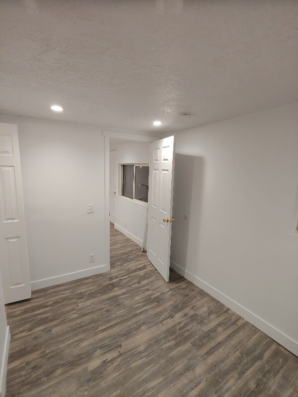 Building Photo - 3255 Ogden Ave