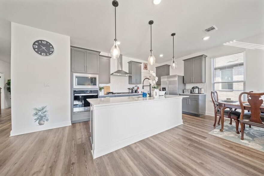 Building Photo - 12105 Bacalar Bnd