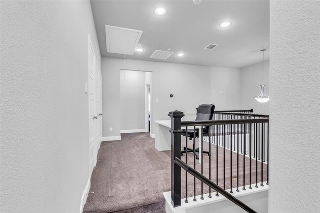 Building Photo - 2953 Galveston St