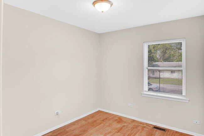 Building Photo - 22243 Karlov Ave