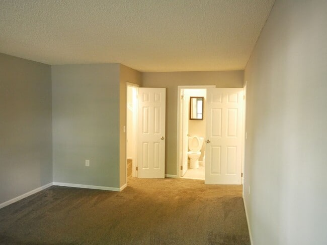 Building Photo - 60 Acres Reserve Condominium - 2 BR 1 BA W...