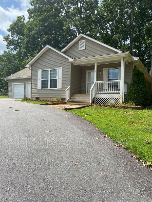 Building Photo - 47 Deer Meadows Dr