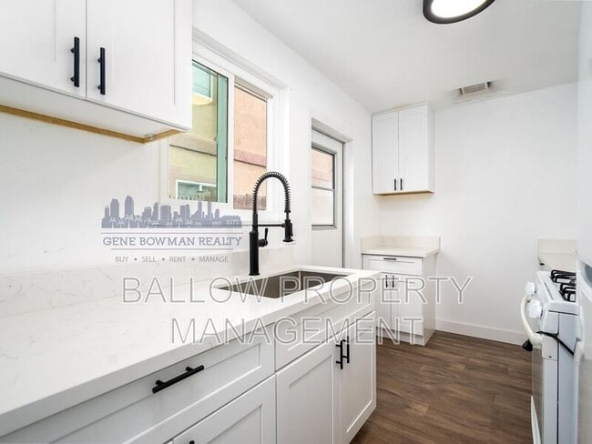 Building Photo - 106 Madison Ave