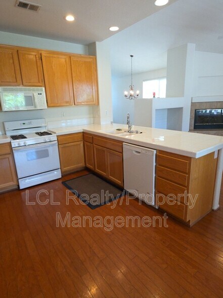 Building Photo - 28943 Baywater Dr