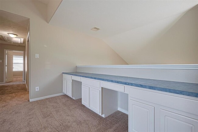 Building Photo - 5627 Granite Falls Ln