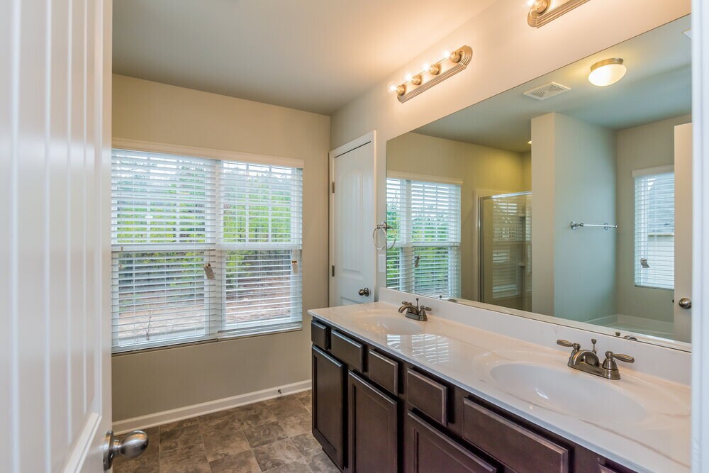 Building Photo - 69 Calm Waters Ave