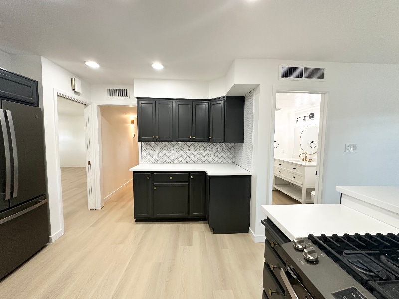 Building Photo - 8325 E Angus Dr