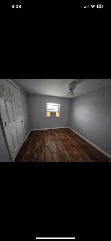 Building Photo - 3600 Falling Springs Rd
