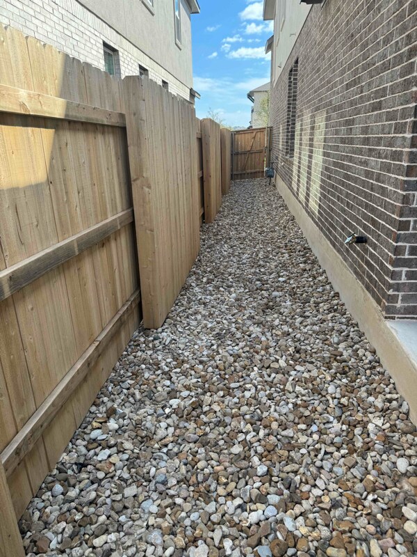 Building Photo - 2205 Stampede Dr