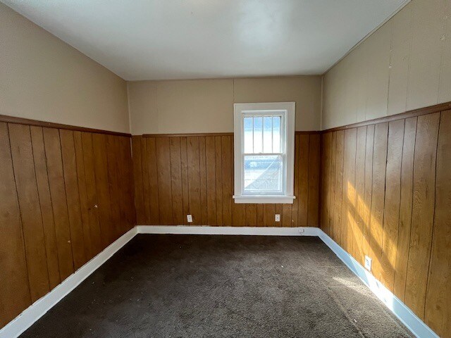 Building Photo - 1210 N Johnson St