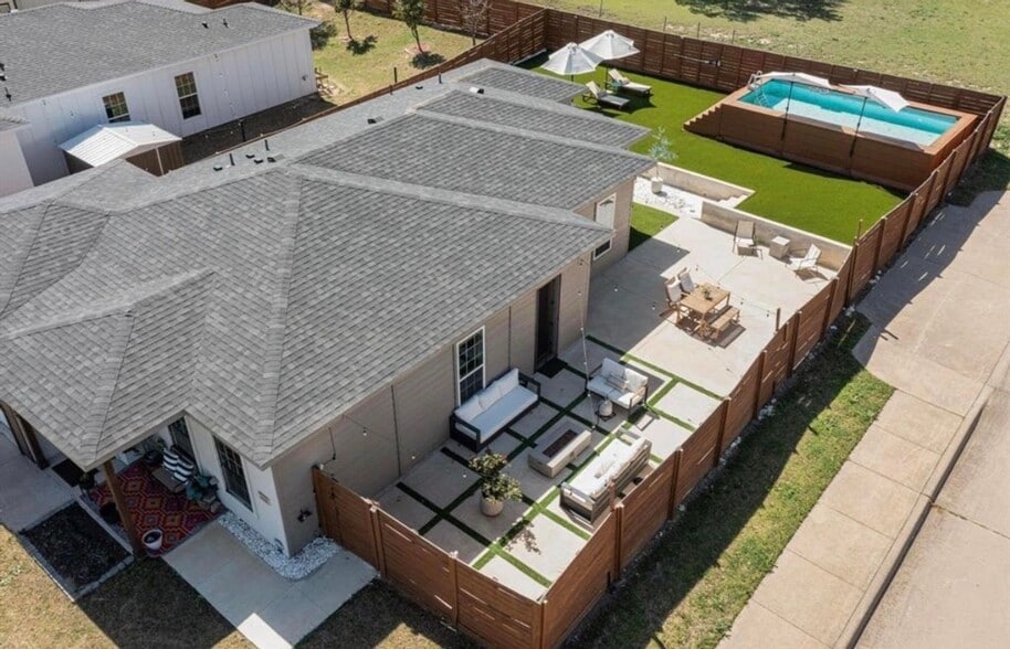 Building Photo - 3889 Sam Cir