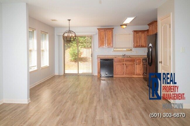 Building Photo - 104 Austin Ln