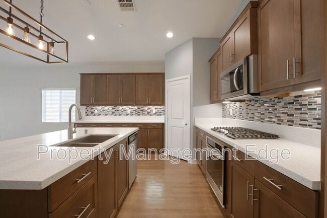 Building Photo - 30913 Chuckwagon Ct