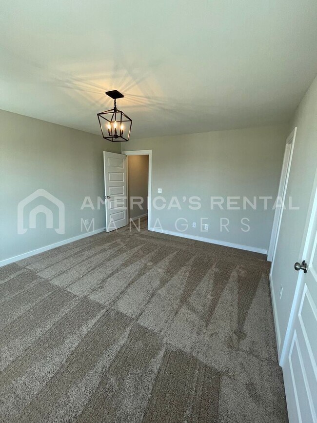 Building Photo - Home for Rent in Cullman, AL!! Available to View Now!!!