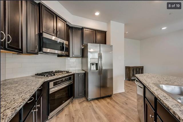 Building Photo - 2405 Siskiyou St