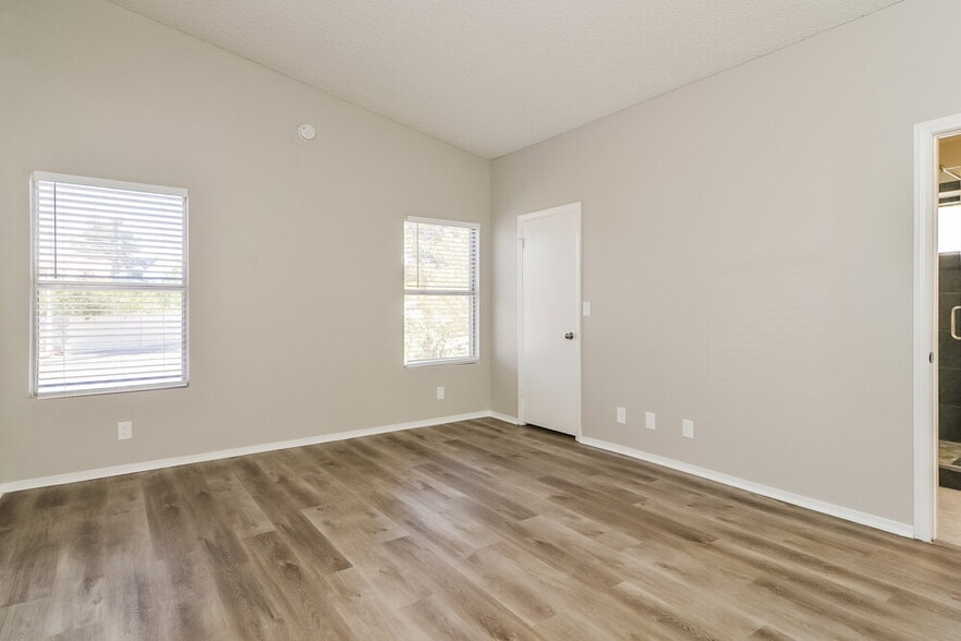 Building Photo - 234 Comanche Ct