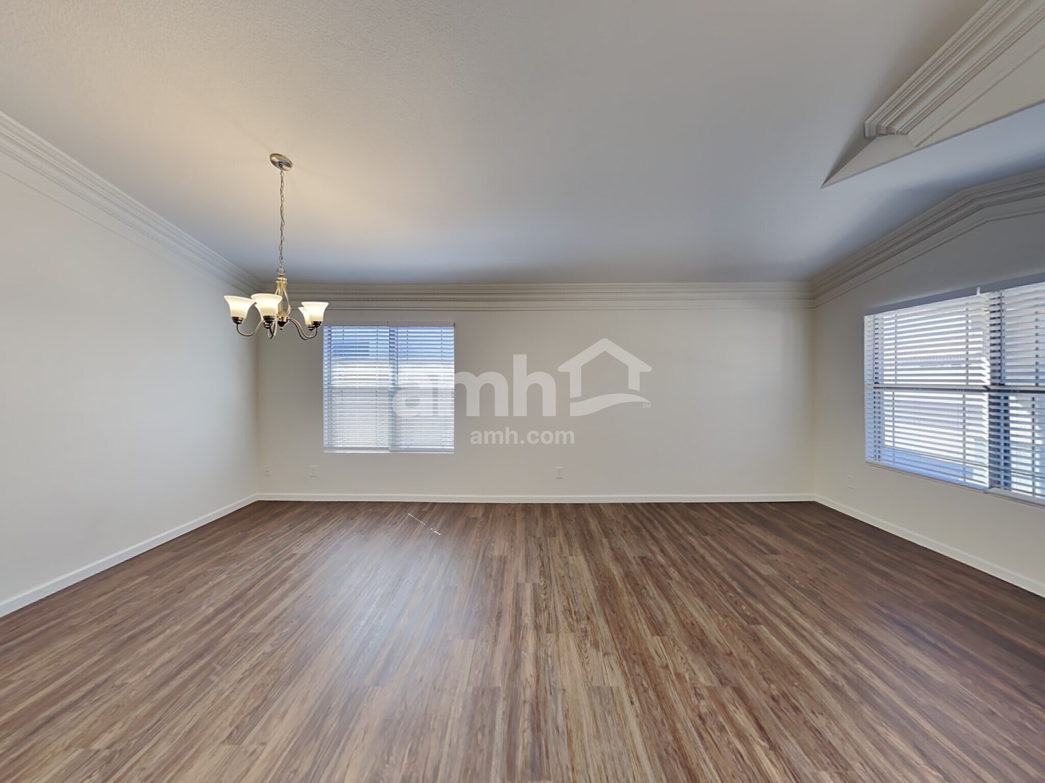 Building Photo - 15331 W Honeysuckle Ln