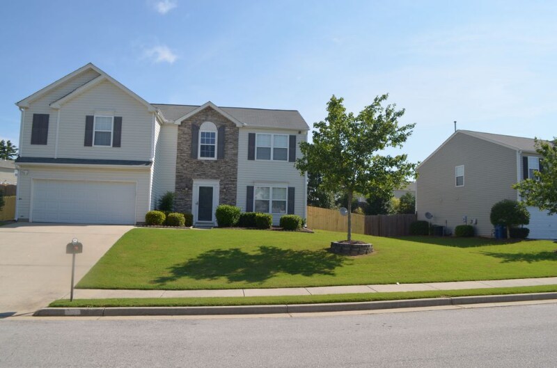 Building Photo - 1650 Ivey Pointe Ct