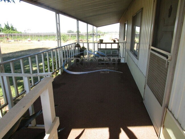 Building Photo - 730 Stimpson Rd