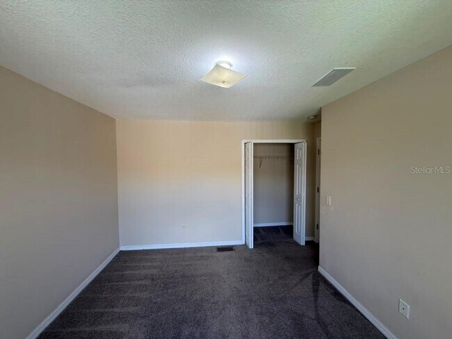 Building Photo - 217 Australian Way