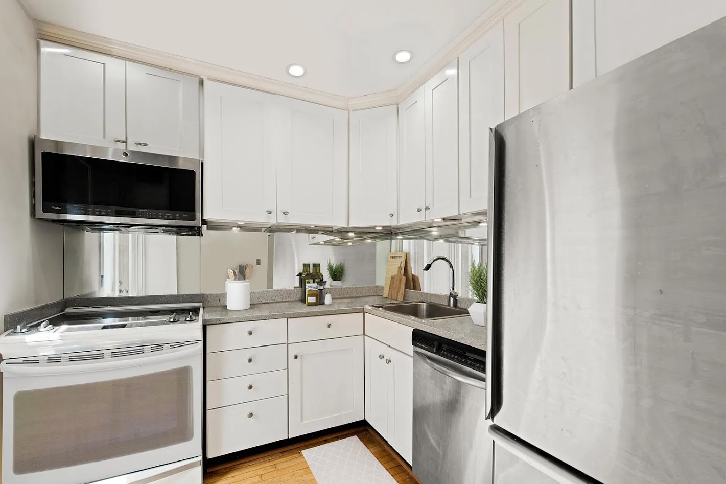 Building Photo - 1008 Paper Mill Ct NW