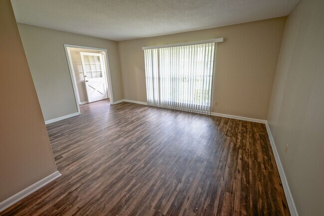 Building Photo - 3/2 Home in Killearn Estates