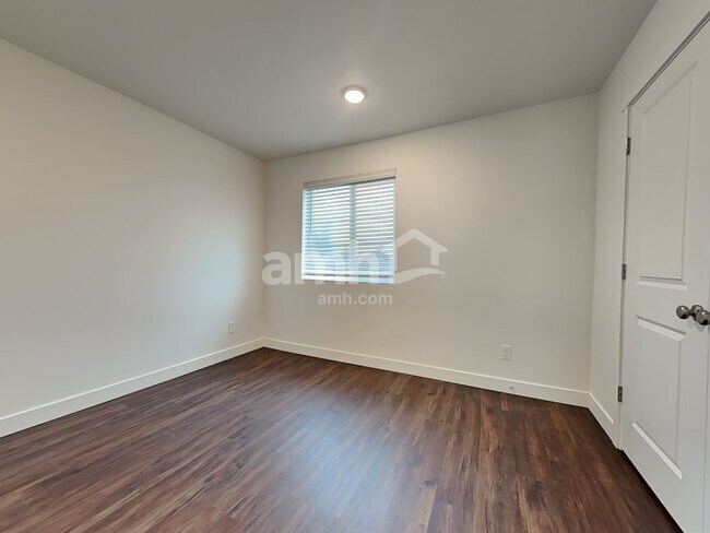 Building Photo - 7742 Brenden St SW