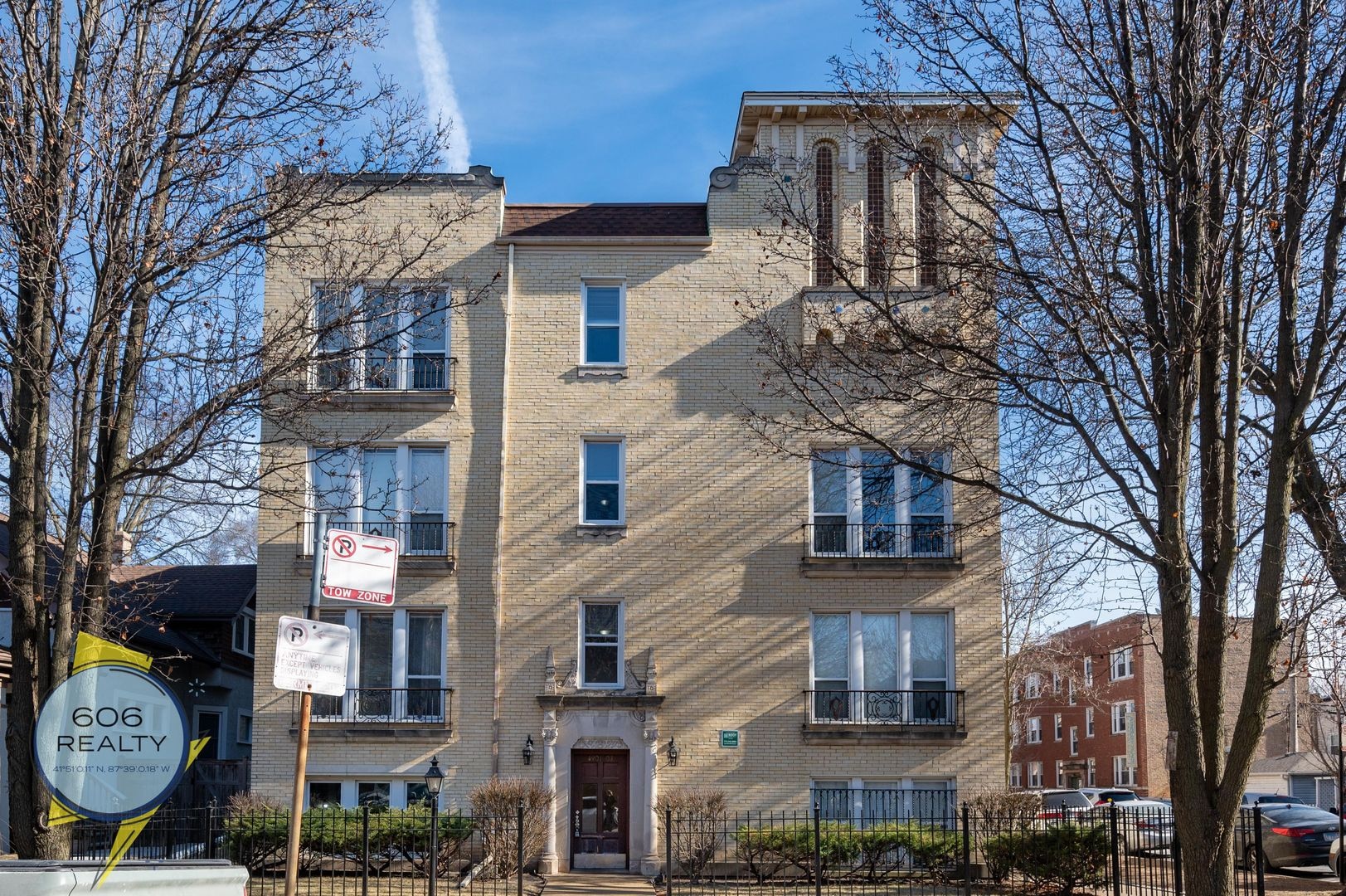 Building Photo - 4903 N Christiana Ave