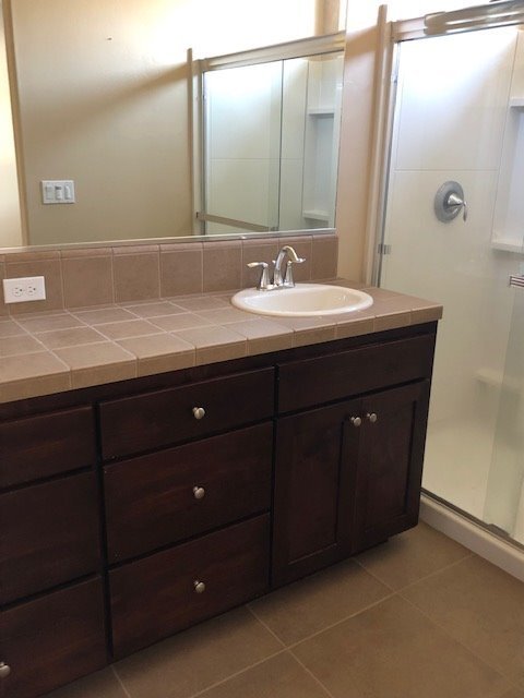 Building Photo - Large 4 Bedroom/2 Bath Home with Solar in Gossamer Grove - $2595 Per Month!