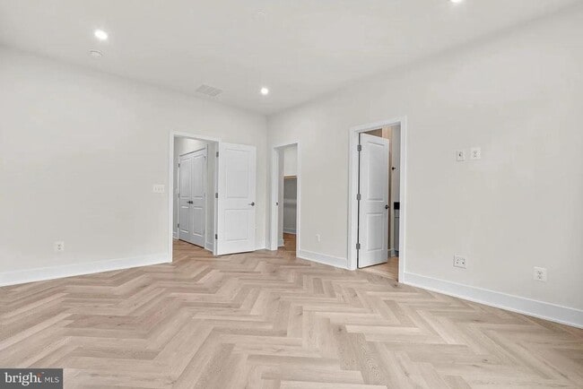 Building Photo - 13916 Aviation Pl