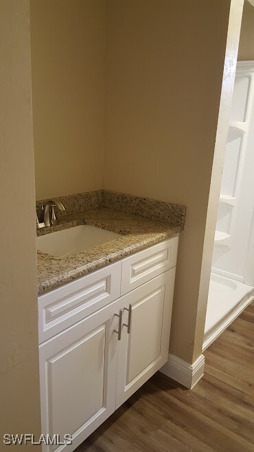 Building Photo - 12080 Moss Dr