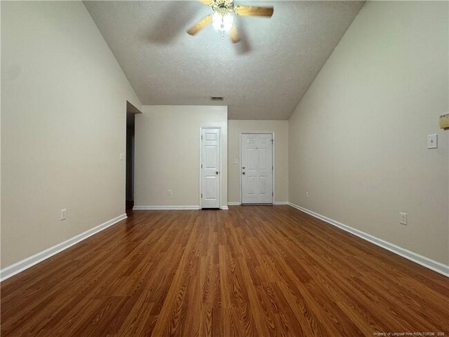 Building Photo - 188 Independence Dr