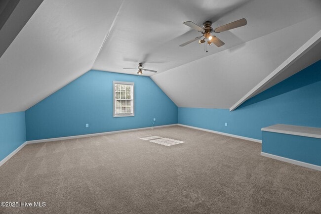 Building Photo - 123 Leonard Dr