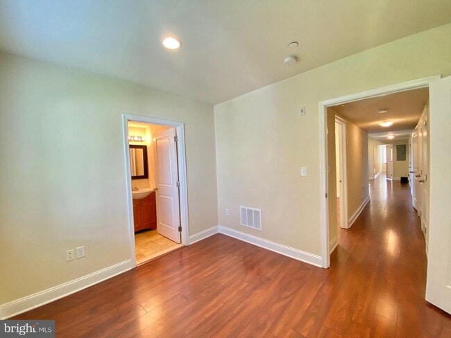 Building Photo - 1431 N 17th St