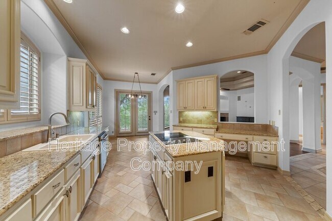 Building Photo - 131 Westcourt Ln