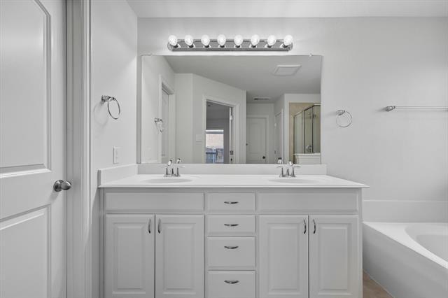 Building Photo - 8633 Running River Ln