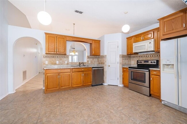 Building Photo - 611 Baldwin Dr