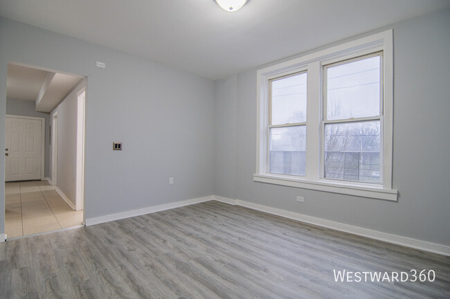 Building Photo - 1141 S Francisco Ave