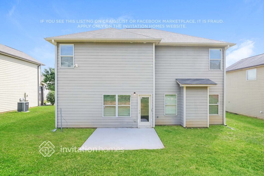 Building Photo - 374 Easley Dr SE