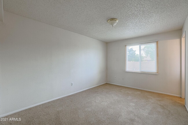 Building Photo - 14228 N 38th St