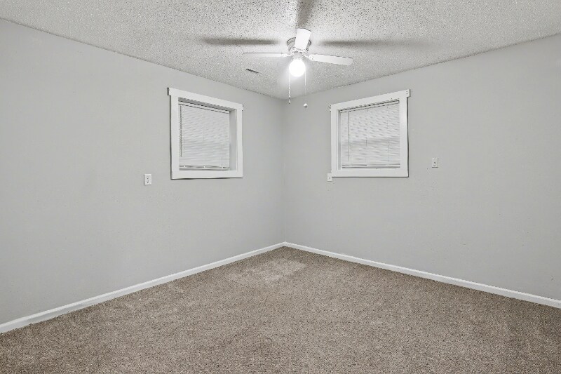 Building Photo - 600 S Missouri Ave