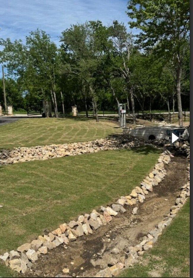 Building Photo - 4/2/2 Gated Community + OFFICE space + No Water Bill + Peaster ISD