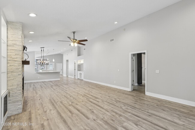 Building Photo - 204 Crosstern Ct