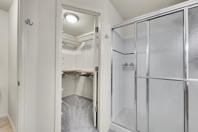 Building Photo - $2,800 - 4 Bed, 3.5 Bath Home in CO Spring...
