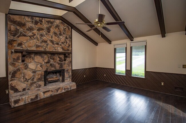 Building Photo - Beautiful Three Bedroom Home for Rent – 1440 Land of Lakes Circle, Lexington, SC