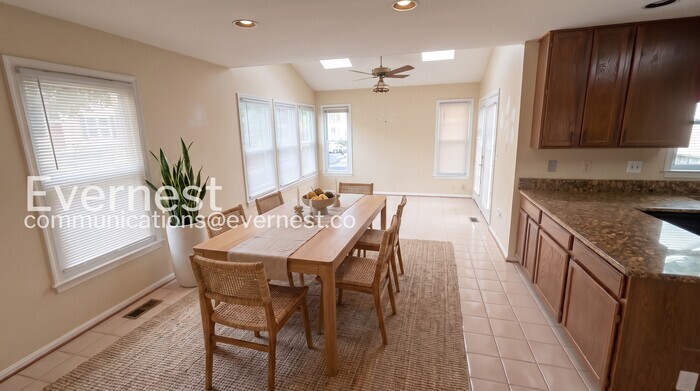 Building Photo - 5121 Winding Woods Dr