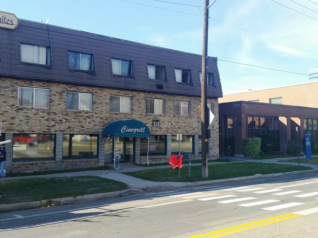 Mountain Courtyard Suites - Mountain Courtyard Apartments