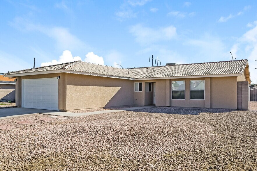 Building Photo - 4901 Metpark Dr