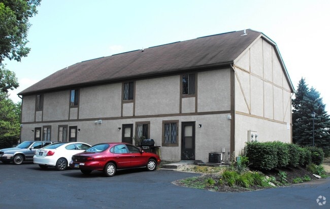 Building Photo - 2922-2946 Donnylane Blvd