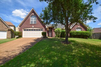 Building Photo - Gorgeous 3 bed, 2 bath with BONUS in Cordova.